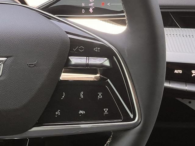New 2027 Cadillac Optiq Luxury AWD/4WD image 13
