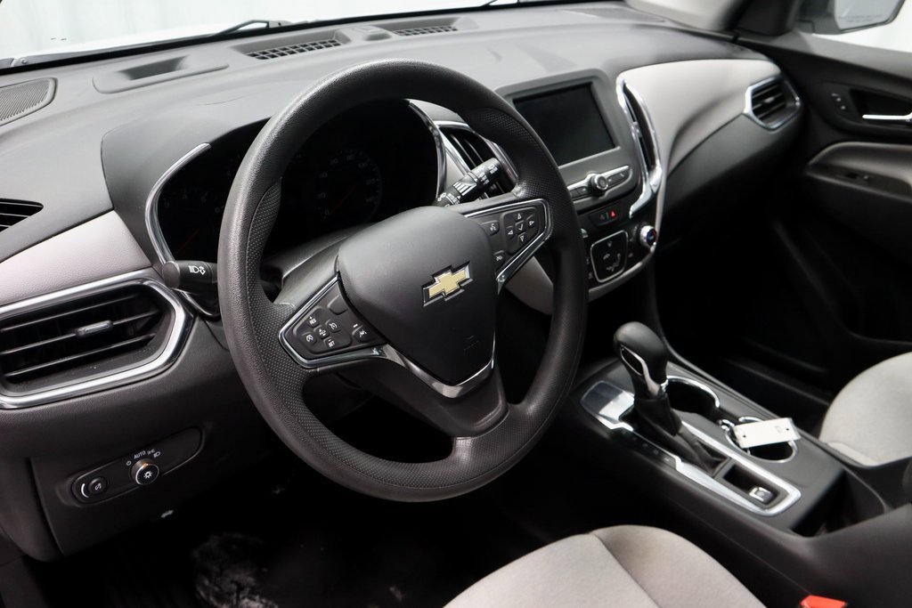 Used 2024 Chevrolet Equinox LS image 24