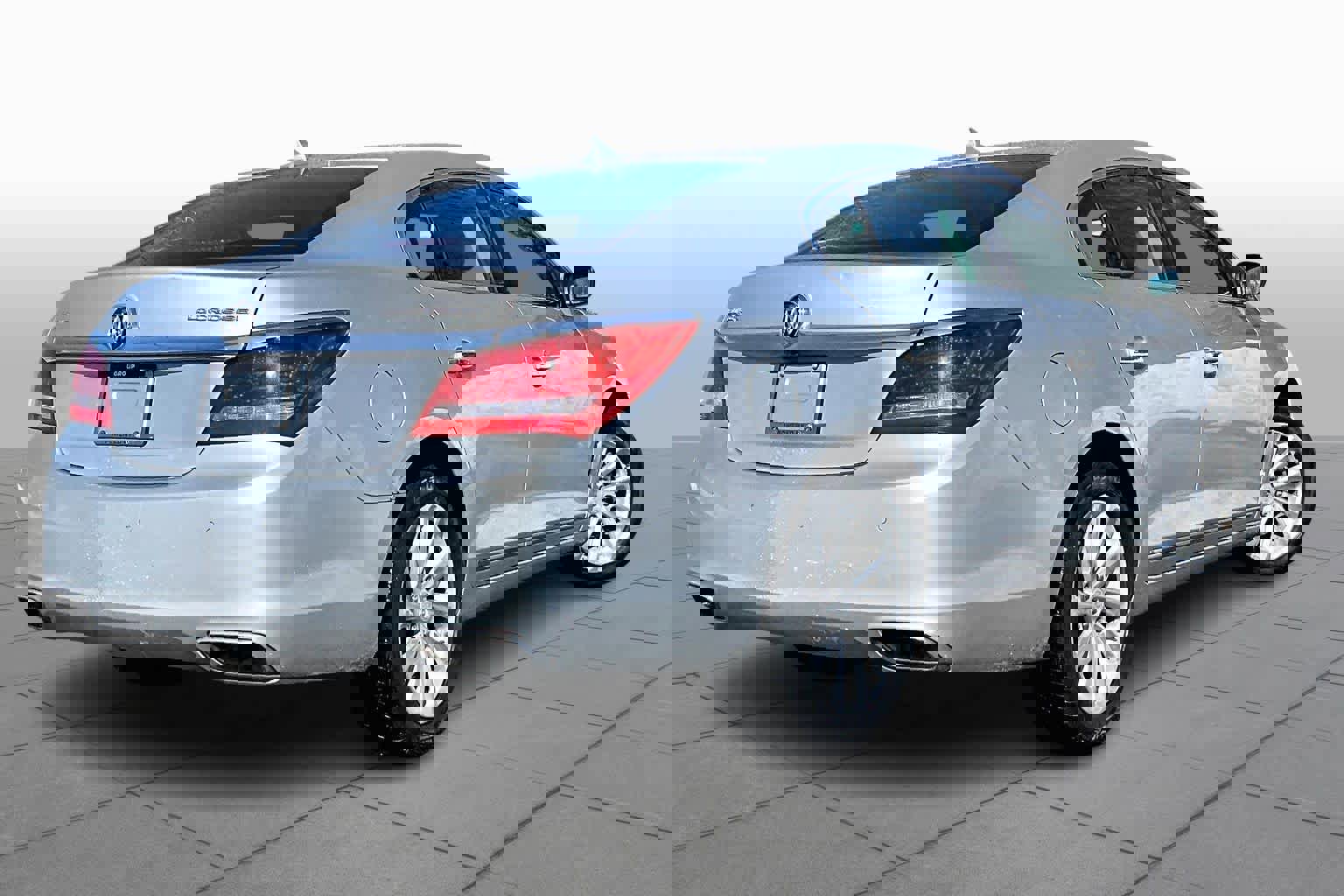 Used 2014 Buick LaCrosse Leather w/ Driver Confidence Package image 13