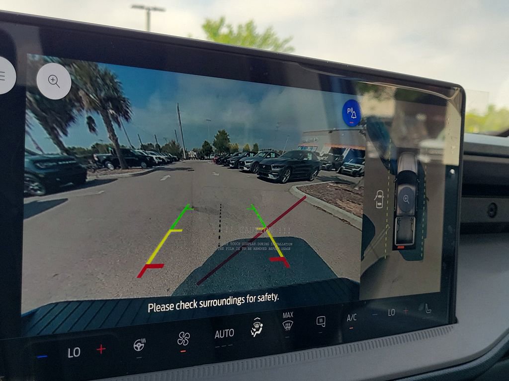 New 2026 Ford Maverick Lobo image 25