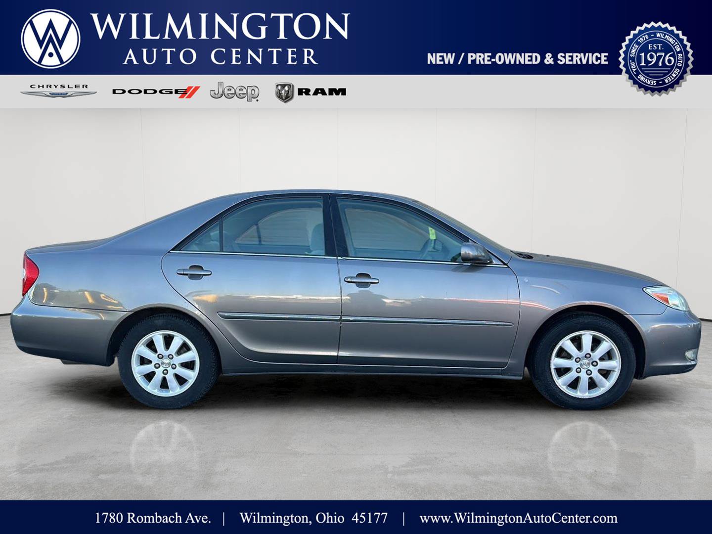 Used 2004 Toyota Camry XLE FWD image 1