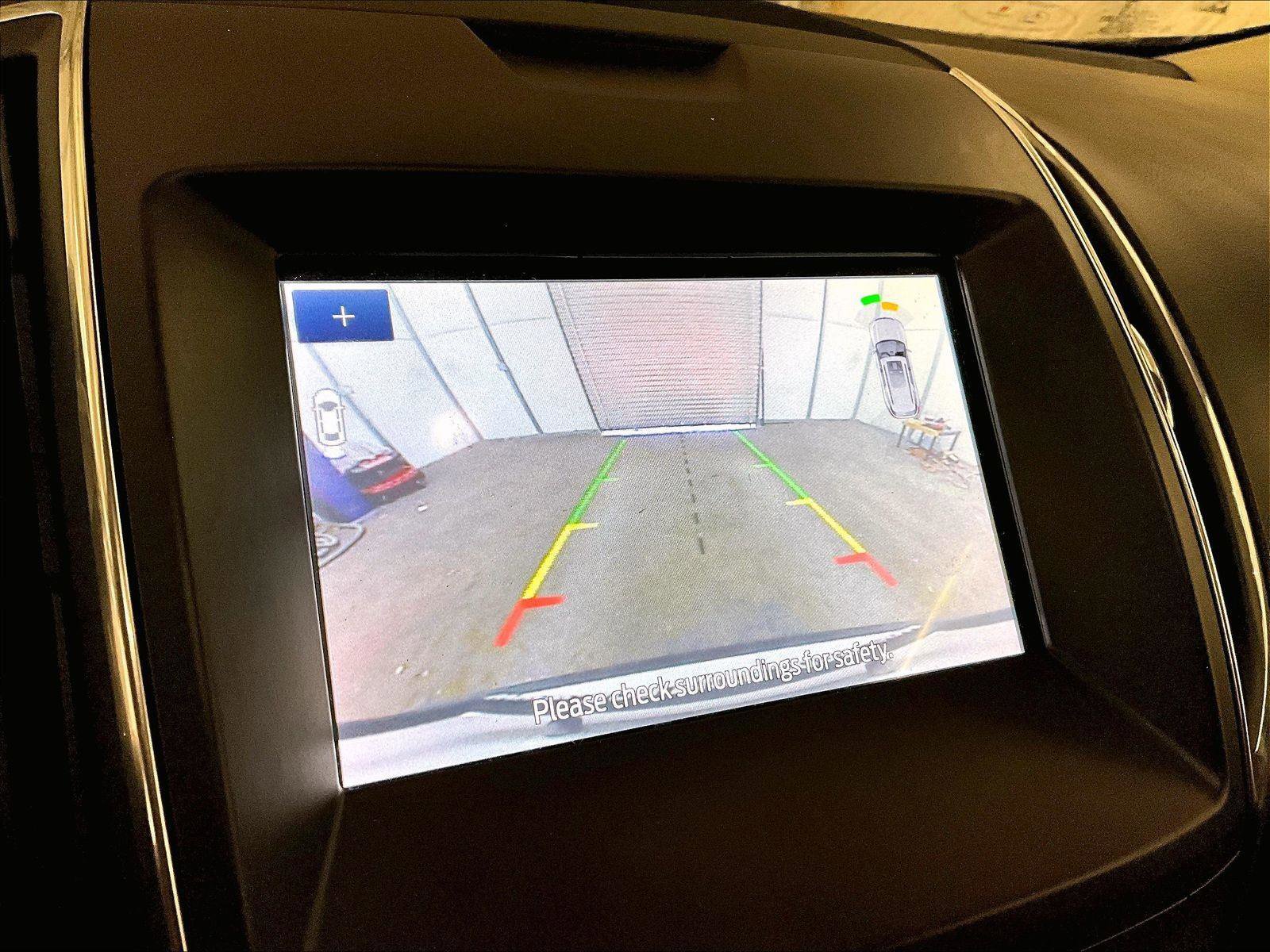 Used 2020 Ford Edge Titanium w/ Equipment Group 301A AWD/4WD image 20