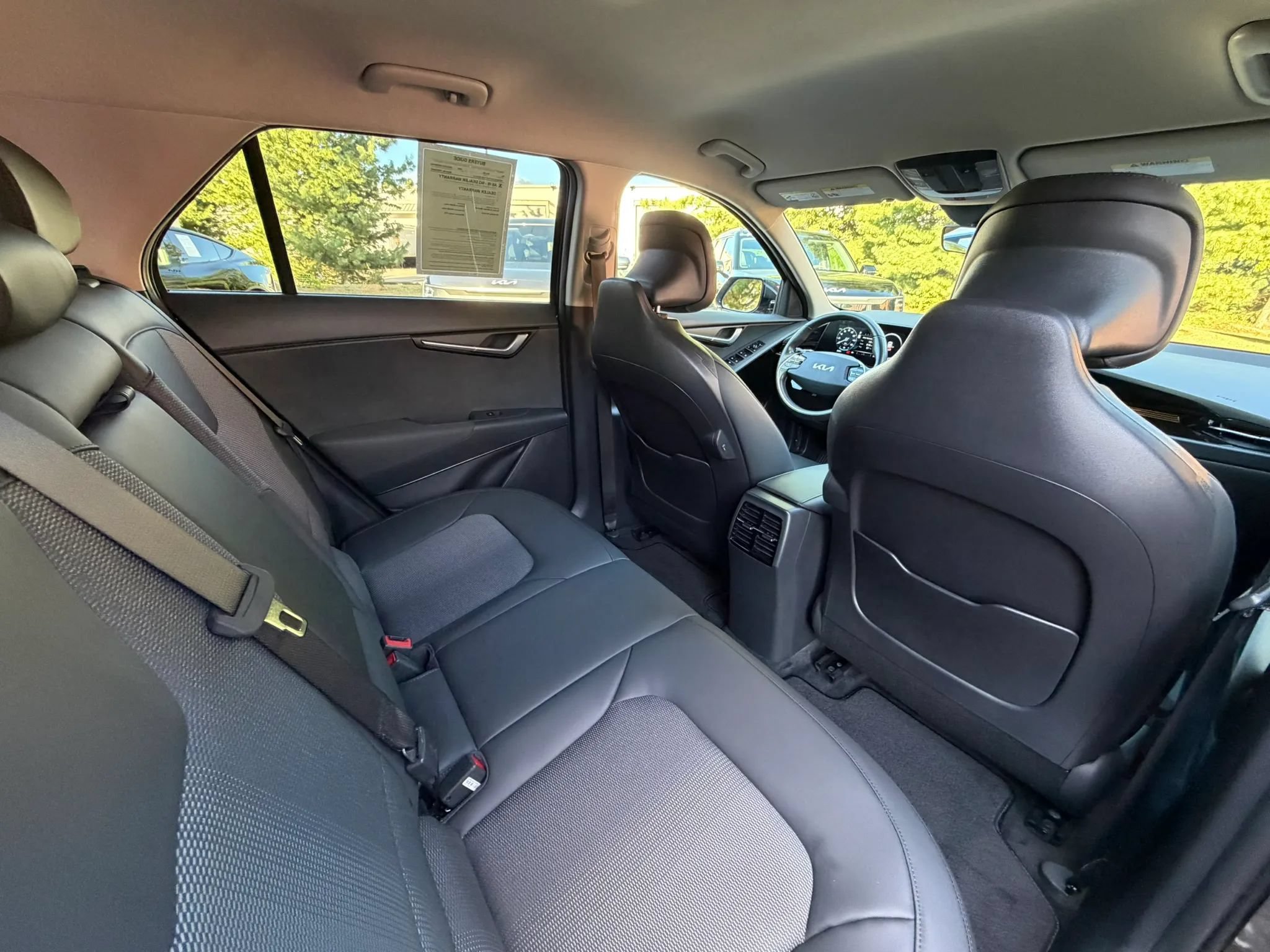 Used 2024 Kia Niro Wind FWD image 18