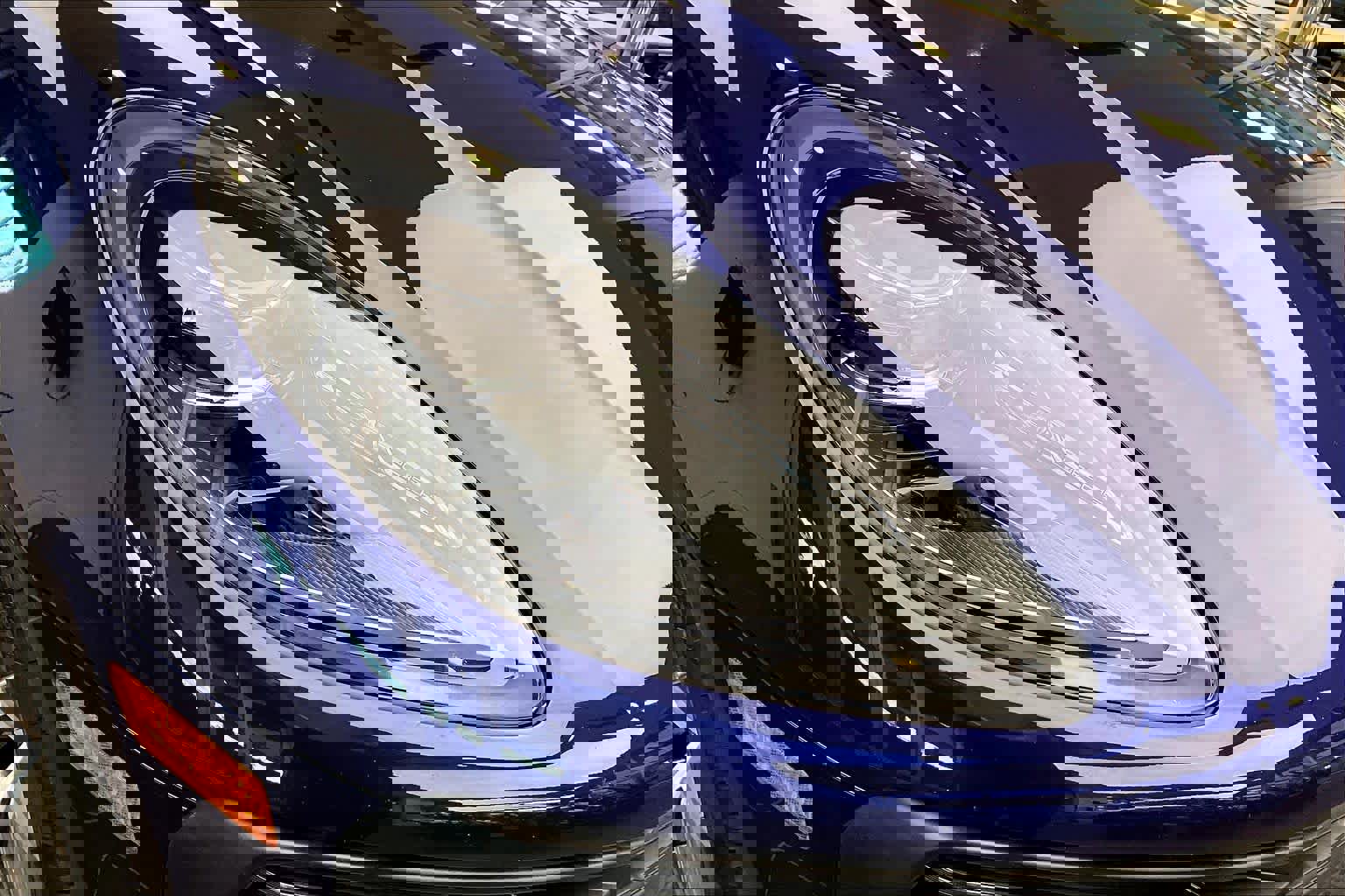 Used 2022 Porsche Macan w/ Premium Package Plus image 26