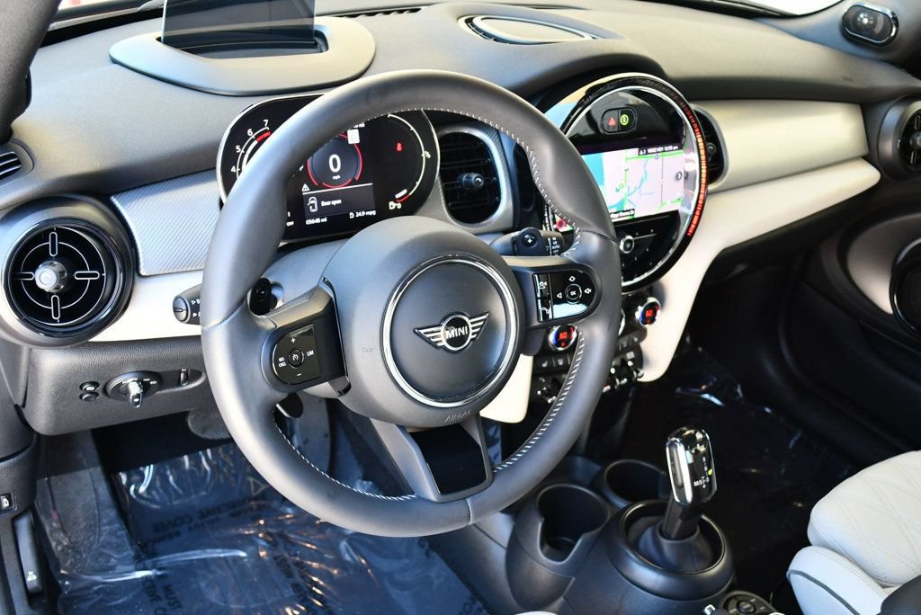 Used 2024 MINI Cooper S FWD image 56