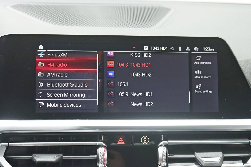 Used 2021 BMW M4 Coupe w/ Executive Package RWD image 22