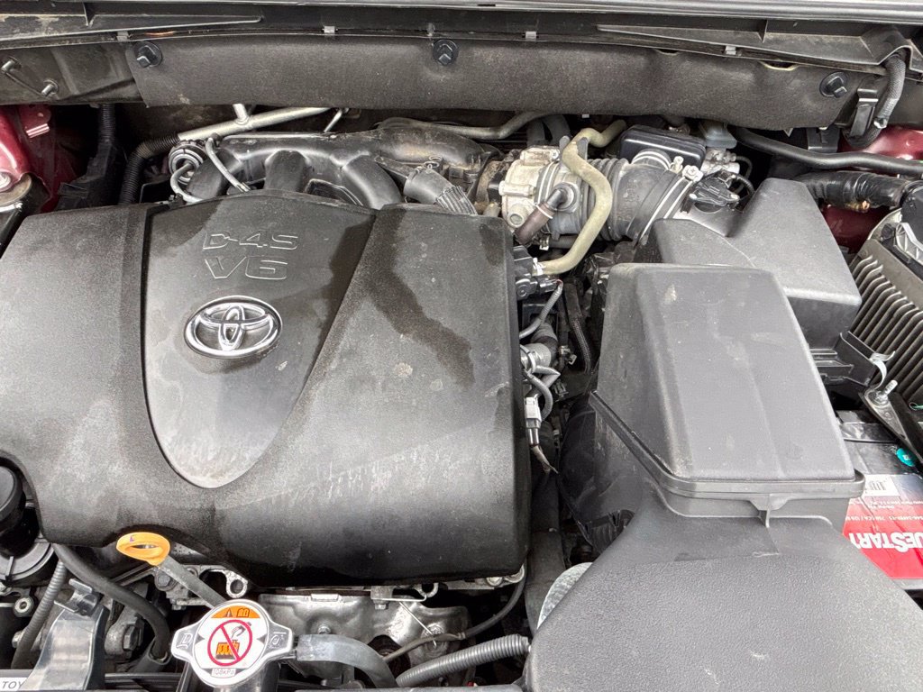 Used 2019 Toyota Highlander Limited w/ Carpet Mat Package (TMS) AWD/4WD image 45