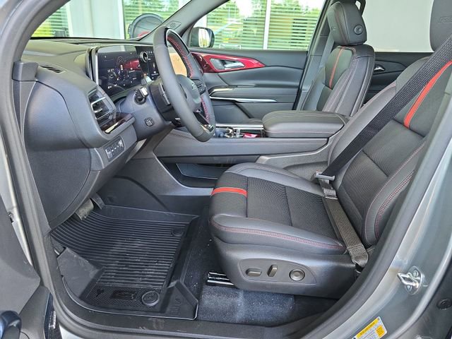 New 2026 Chevrolet Traverse RS w/ LPO, Floor Liner Package image 23