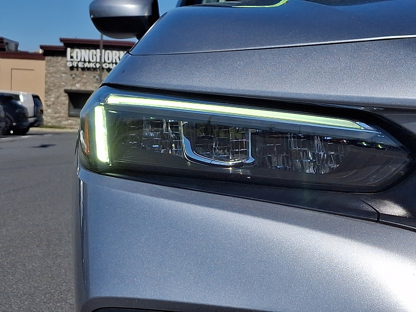 Used 2023 Honda Civic EX image 9