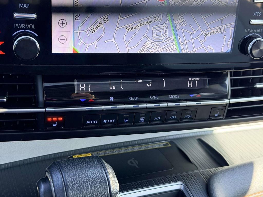 Certified 2023 Toyota Sienna XSE w/ XSE Plus Package image 5