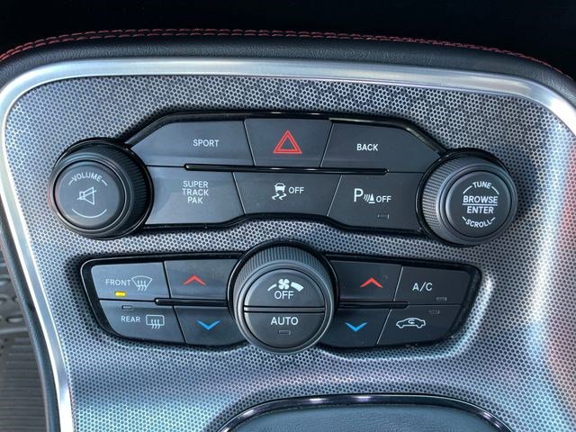 Used 2016 Dodge Challenger R/T Scat Pack w/ Leather Interior Group RWD image 37
