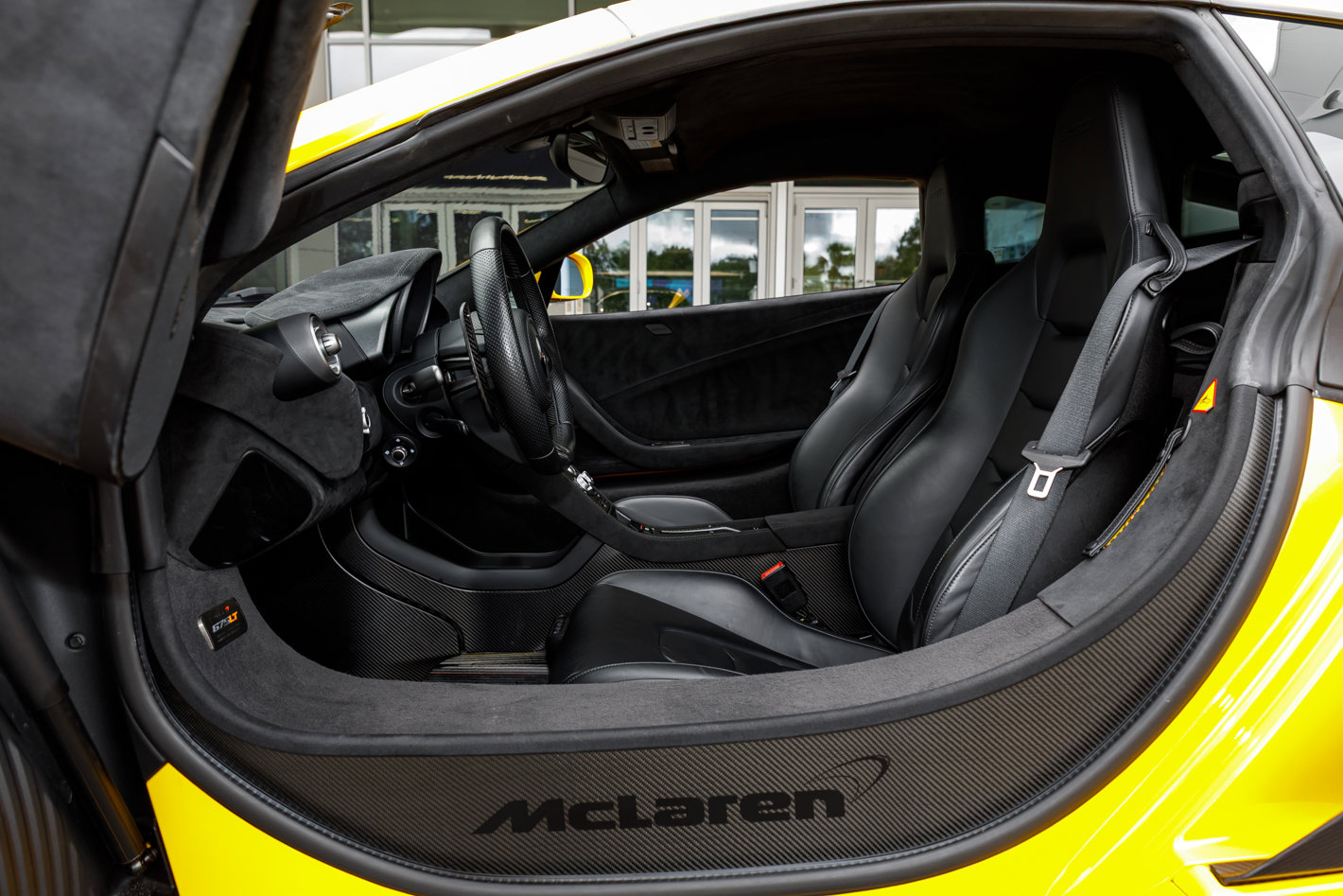 Used 2016 McLaren 675LT Coupe image 37