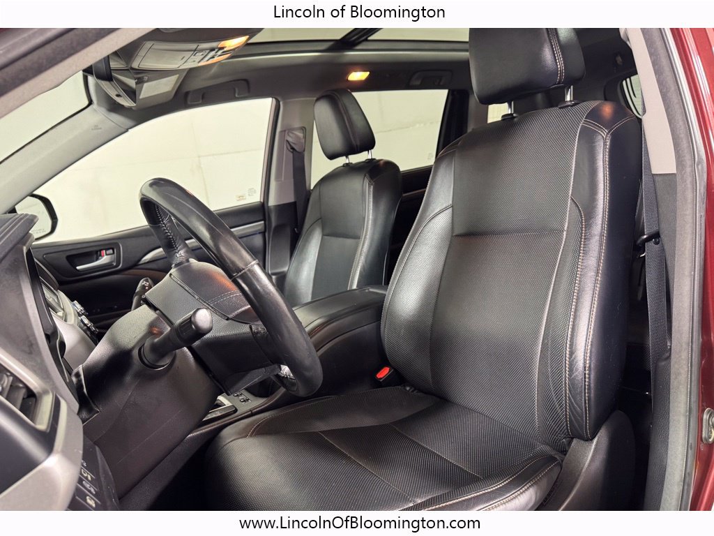 Used 2018 Toyota Highlander Limited Platinum AWD/4WD image 17