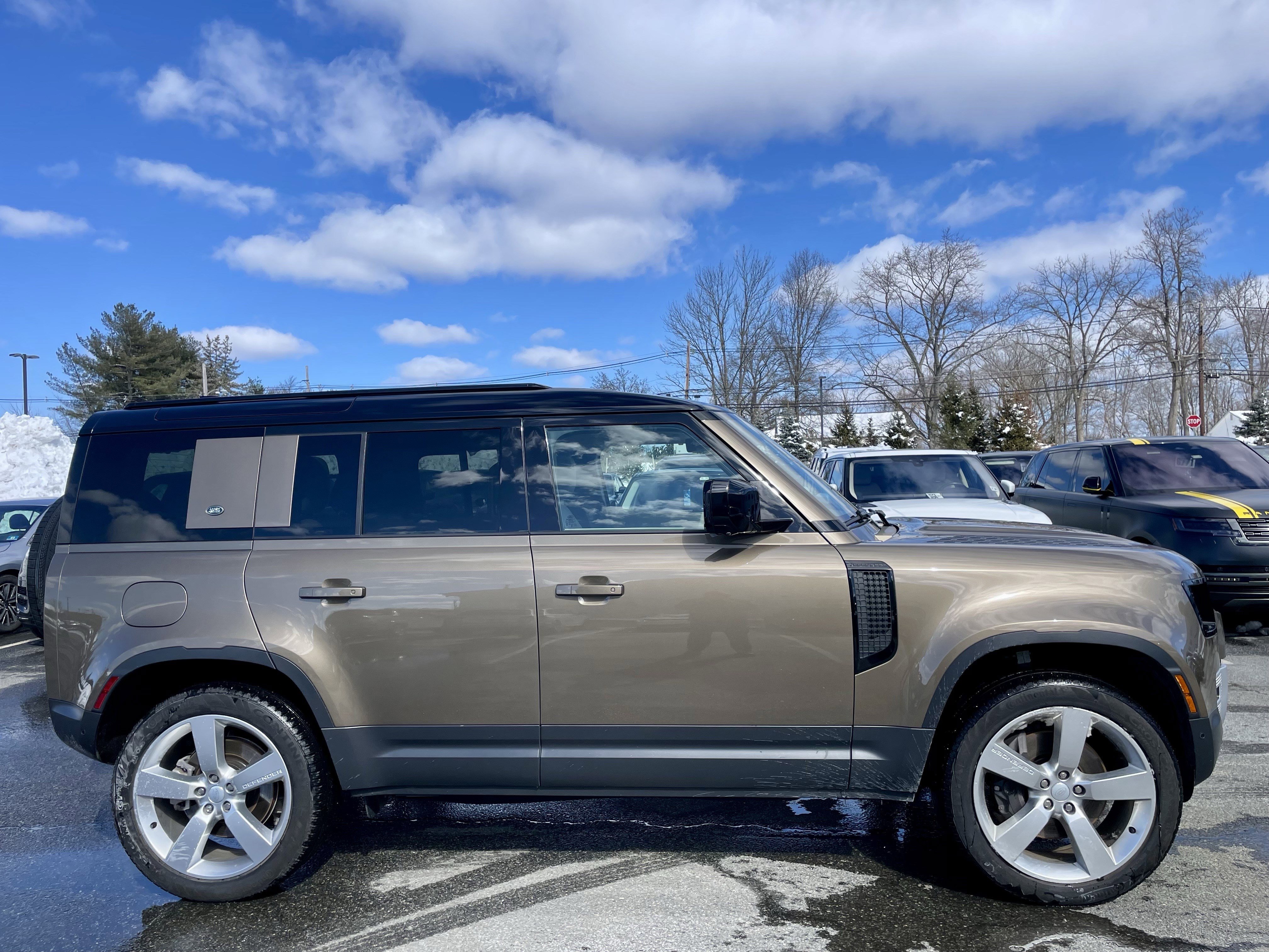 Certified 2024 Land Rover Defender 110 S image 4