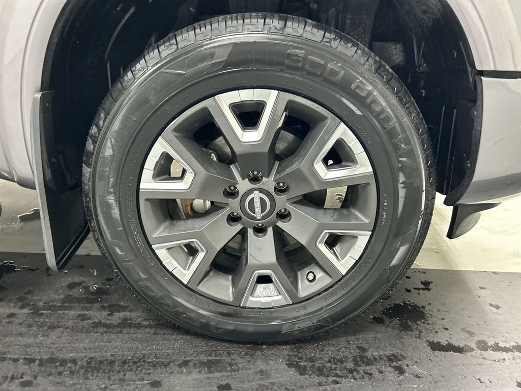 Used 2023 Nissan Titan Platinum Reserve w/ Moonroof Package AWD/4WD image 8