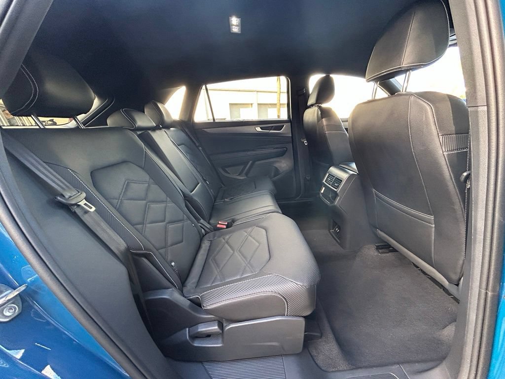 Used 2026 Volkswagen Atlas Cross Sport SE FWD image 28