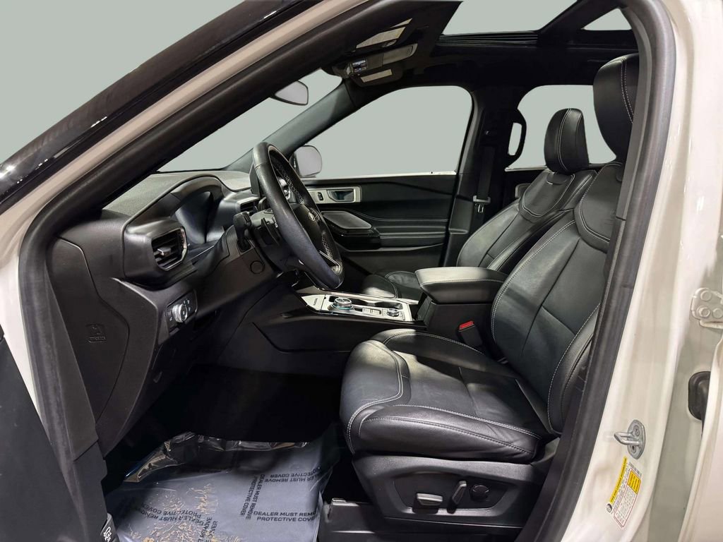 Used 2022 Ford Explorer ST w/ Equipment Group 401A image 5