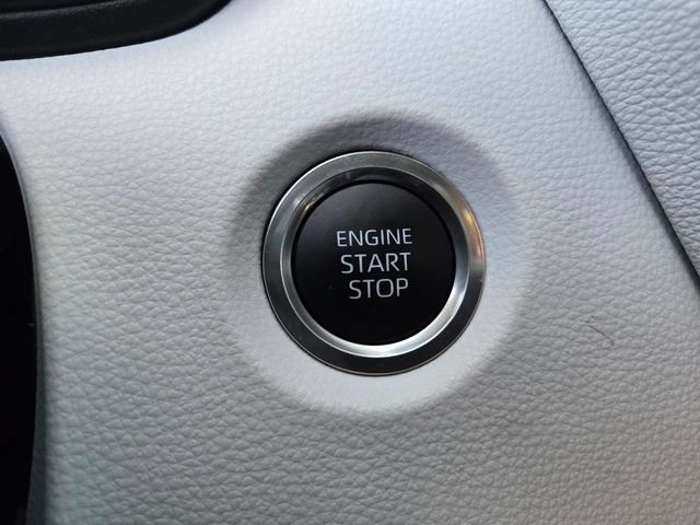 Certified 2025 Toyota Corolla SE w/ Convenience Package FWD image 27