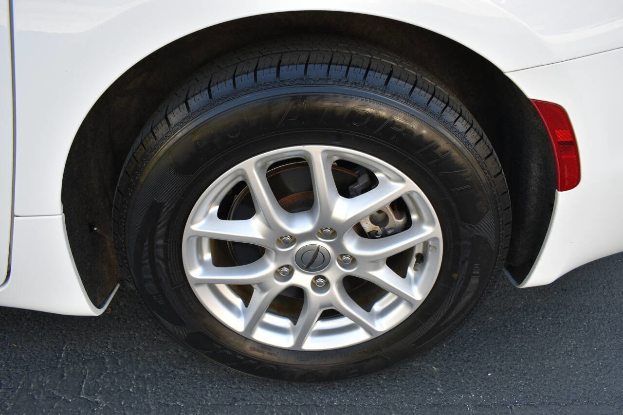 Used 2021 Chrysler Pacifica Touring-L image 46