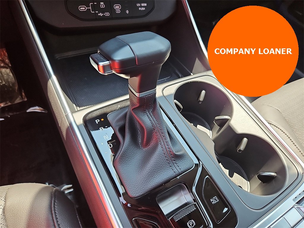 Used 2025 Kia Carnival SX Prestige image 15