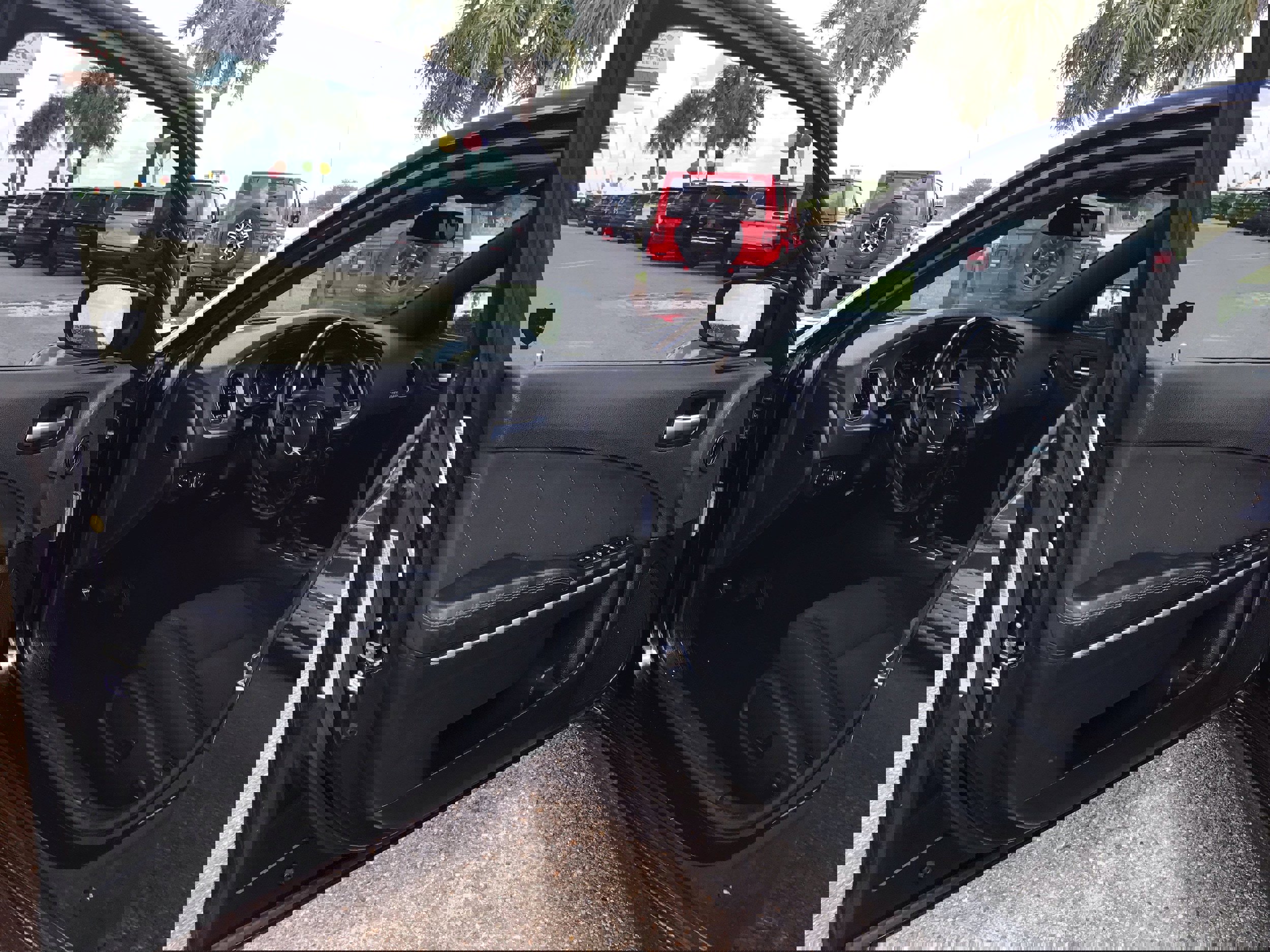 Used 2022 Dodge Charger SXT image 11