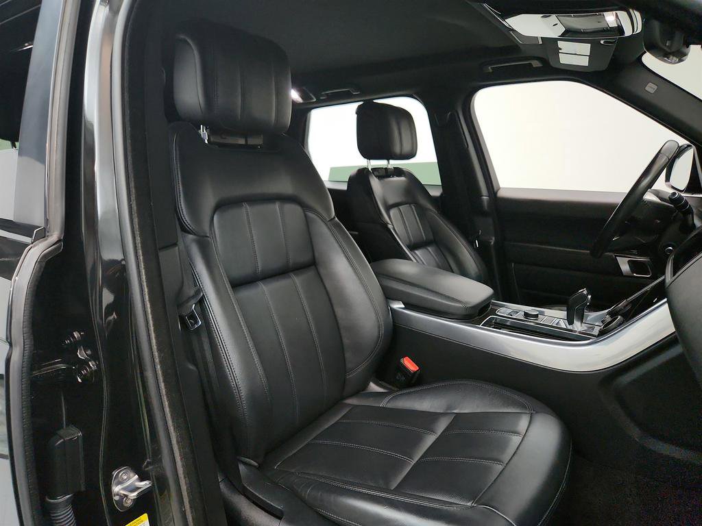 Used 2020 Land Rover Range Rover Sport SE AWD/4WD image 26