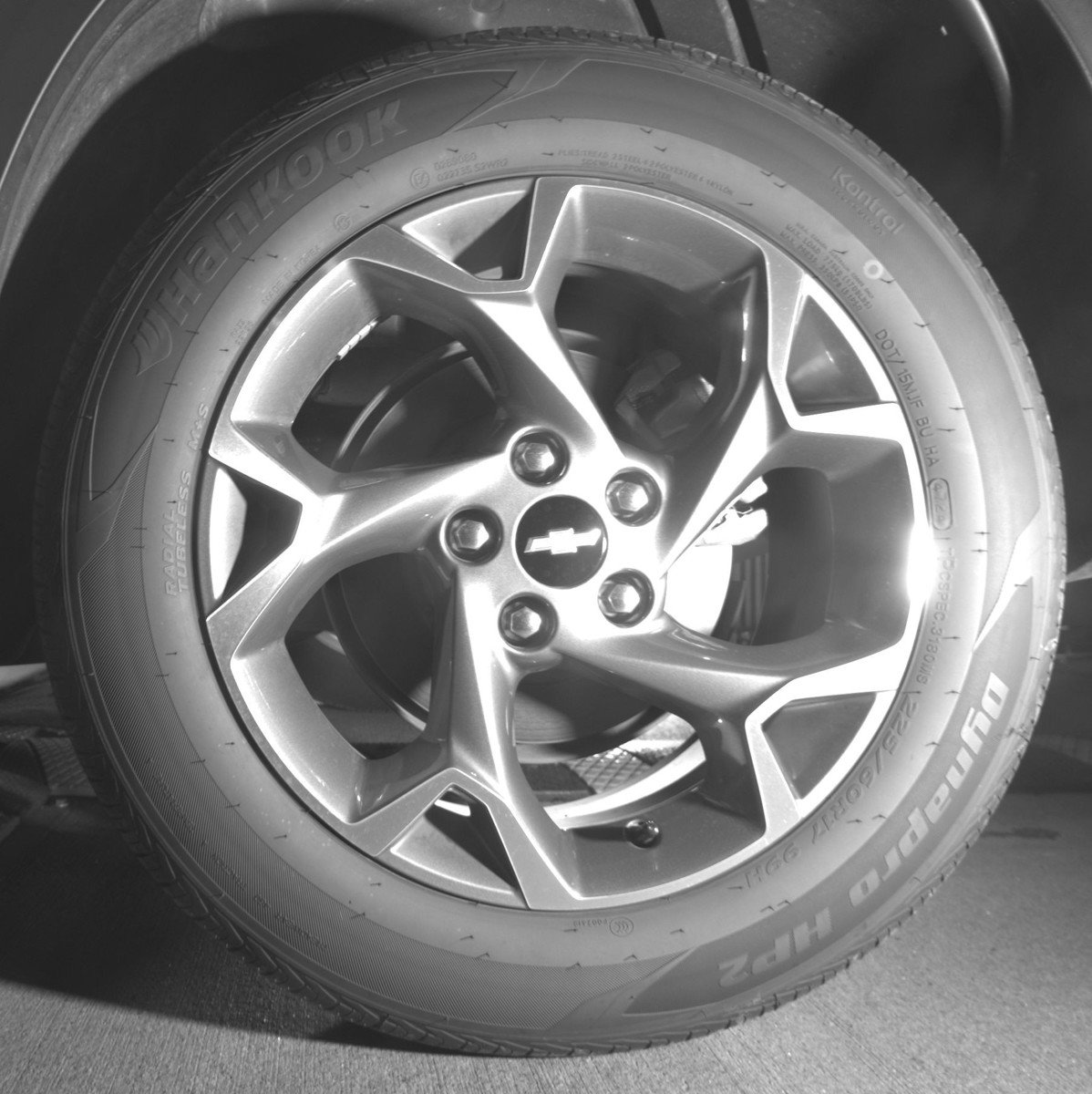 Used 2025 Chevrolet Trax LT FWD image 14