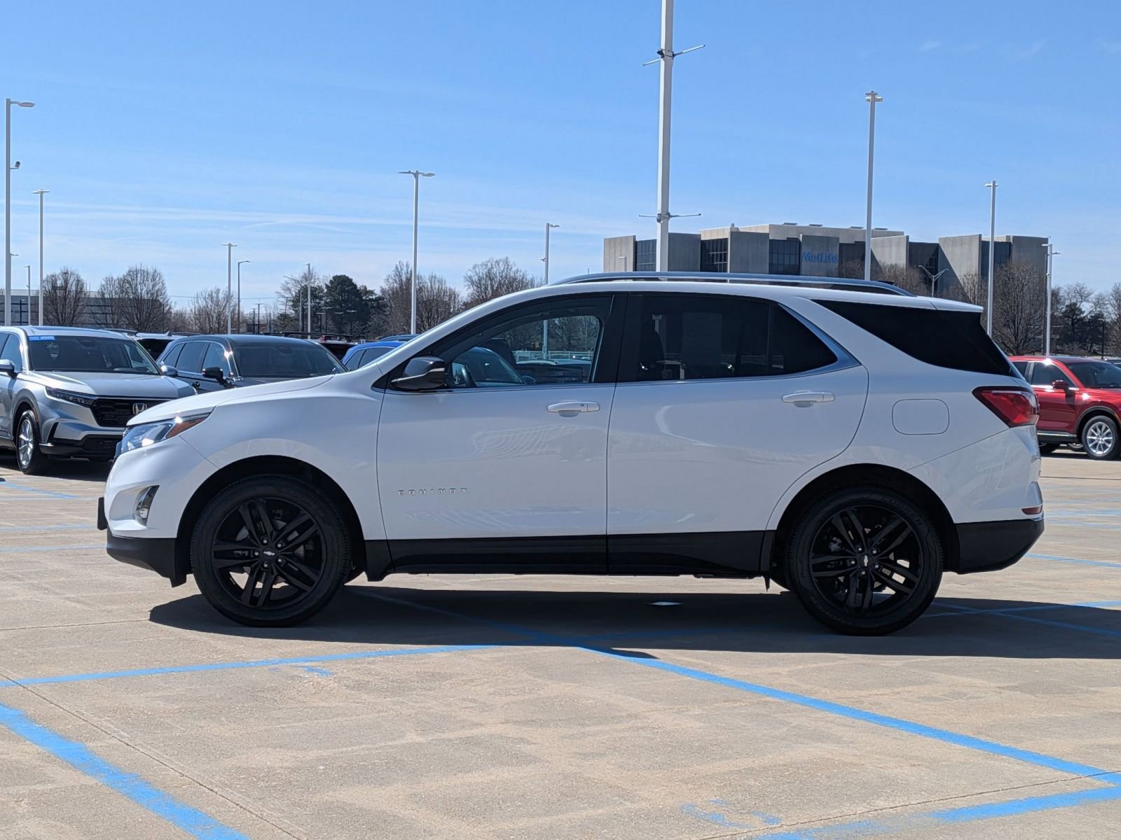Used 2021 Chevrolet Equinox LT image 9
