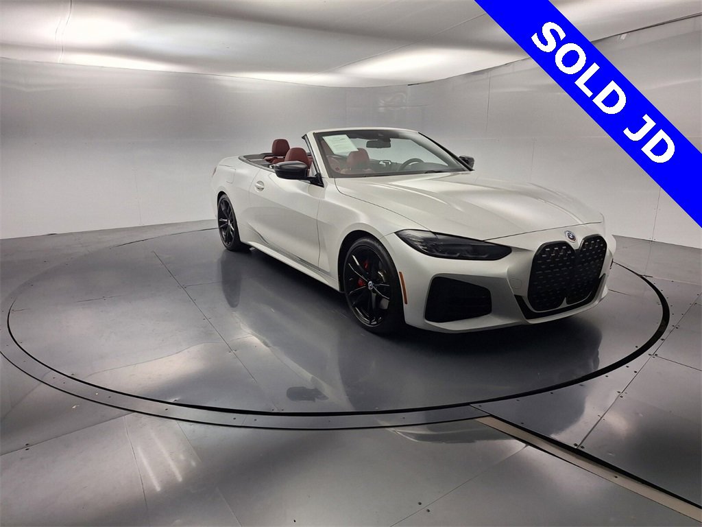 Used 2023 BMW M440i Convertible w/ Premium Package image 3