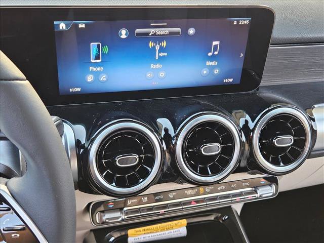 New 2026 Mercedes-Benz GLB 250 image 12