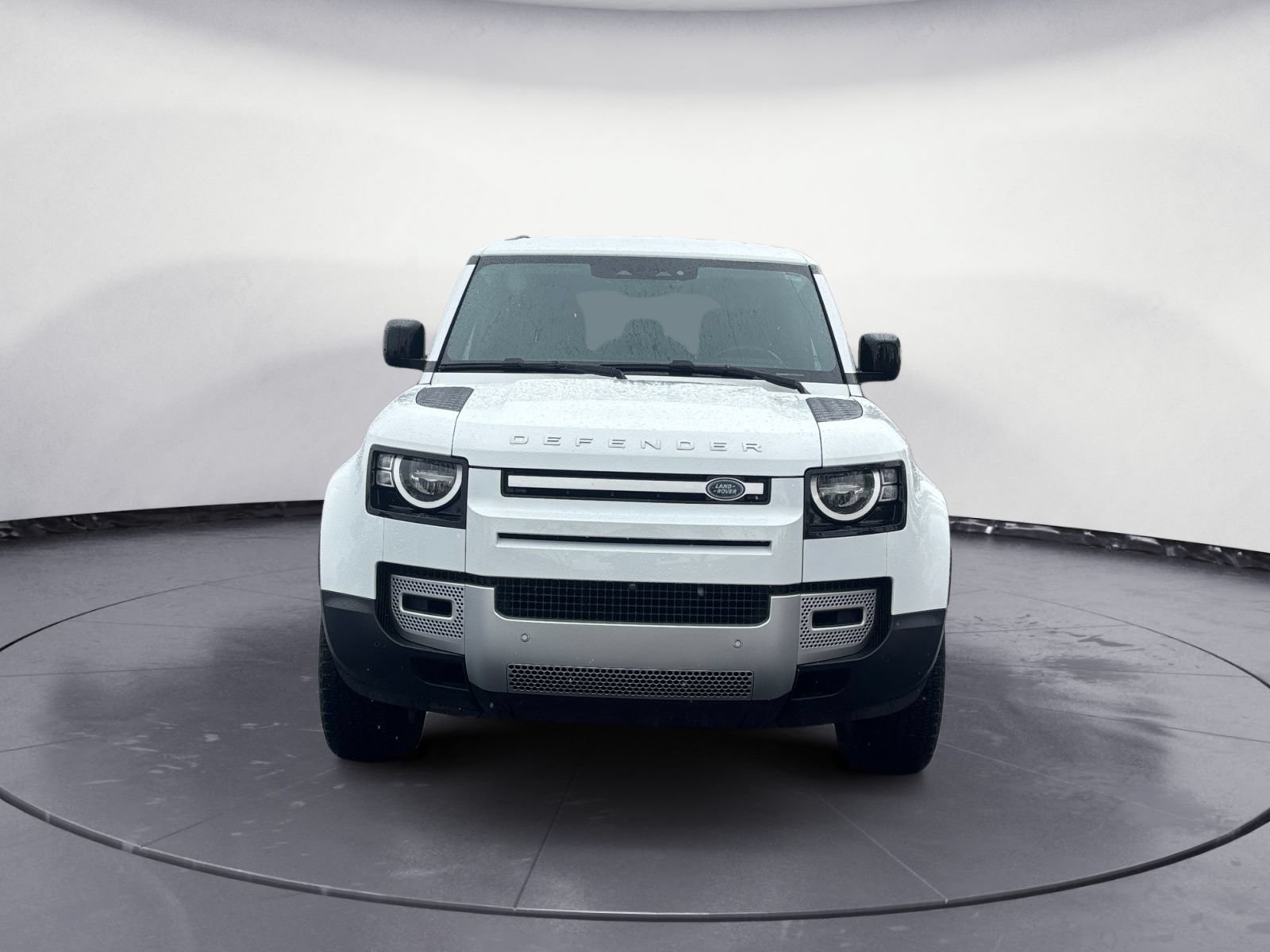 Used 2021 Land Rover Defender 110 AWD/4WD image 2