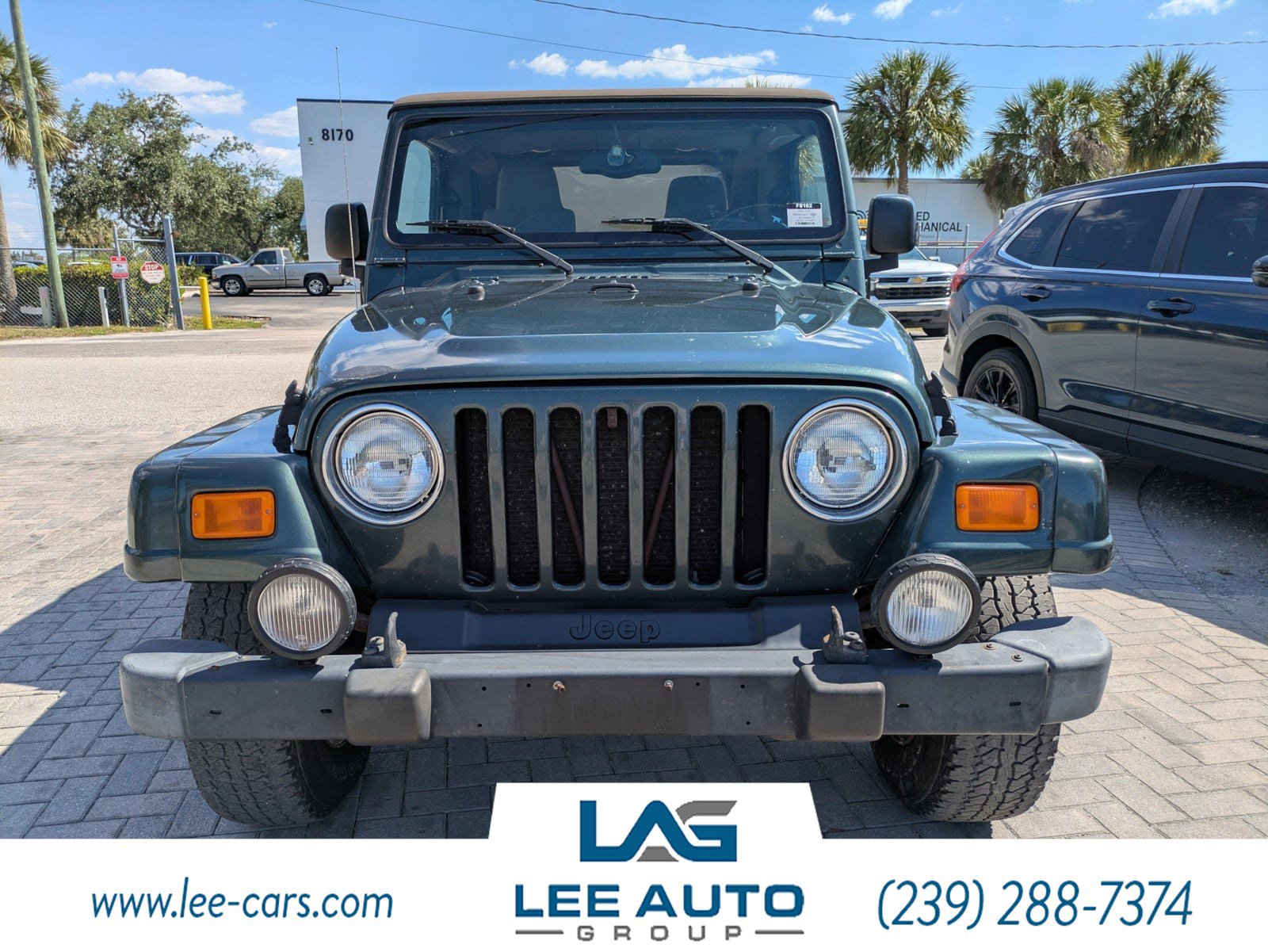 Used 2004 Jeep Wrangler Sahara w/ Dual Top Group AWD/4WD image 7