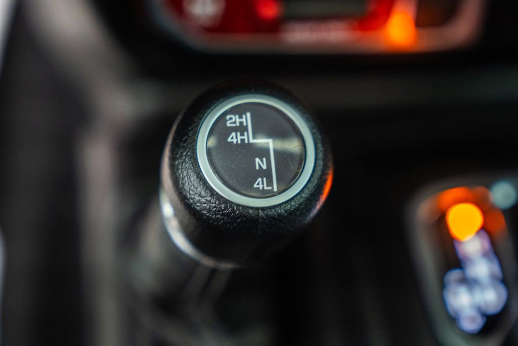 Used 2026 Jeep Wrangler Sport AWD/4WD image 31