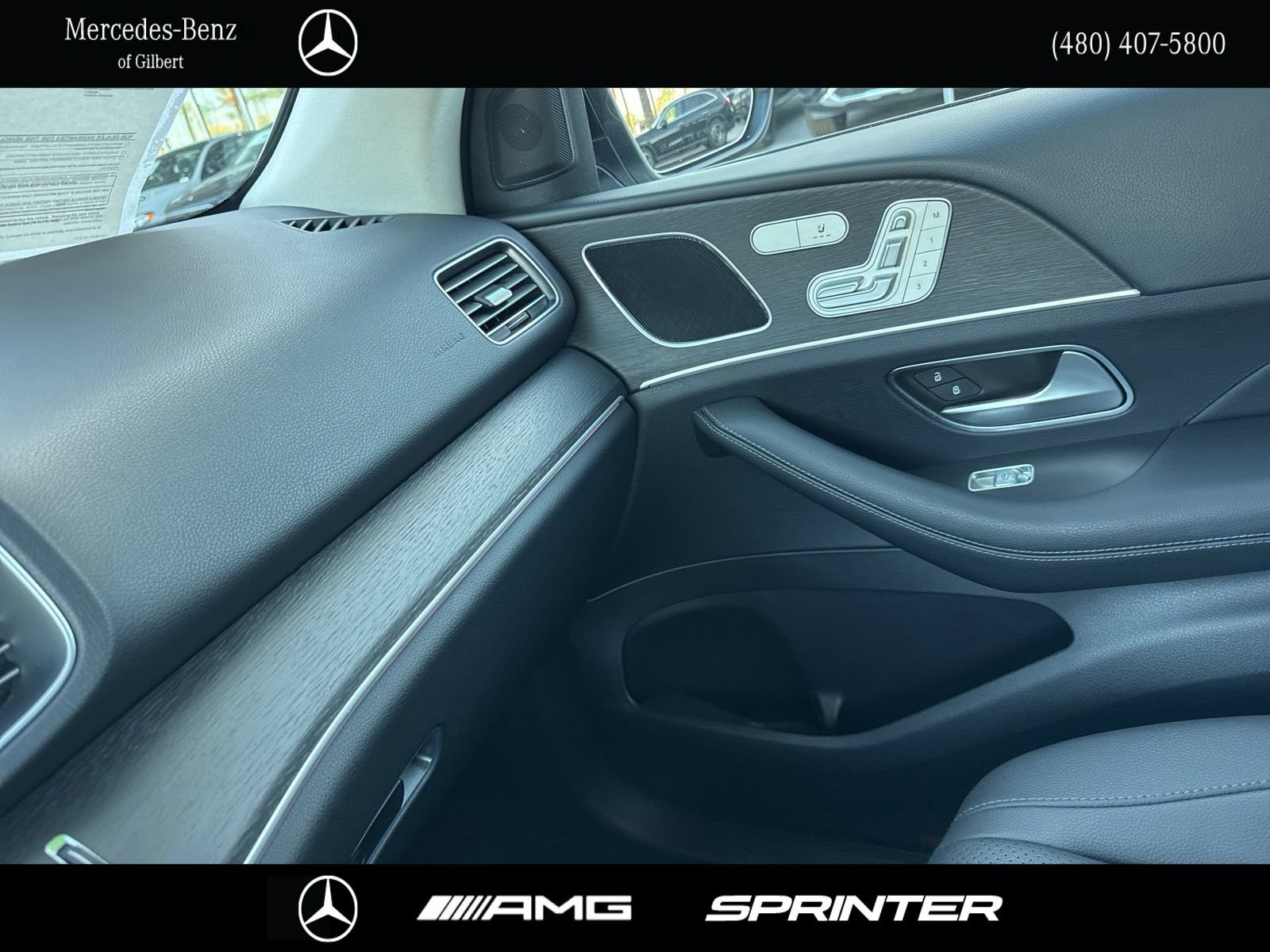 Used 2024 Mercedes-Benz GLE 350 4MATIC image 25