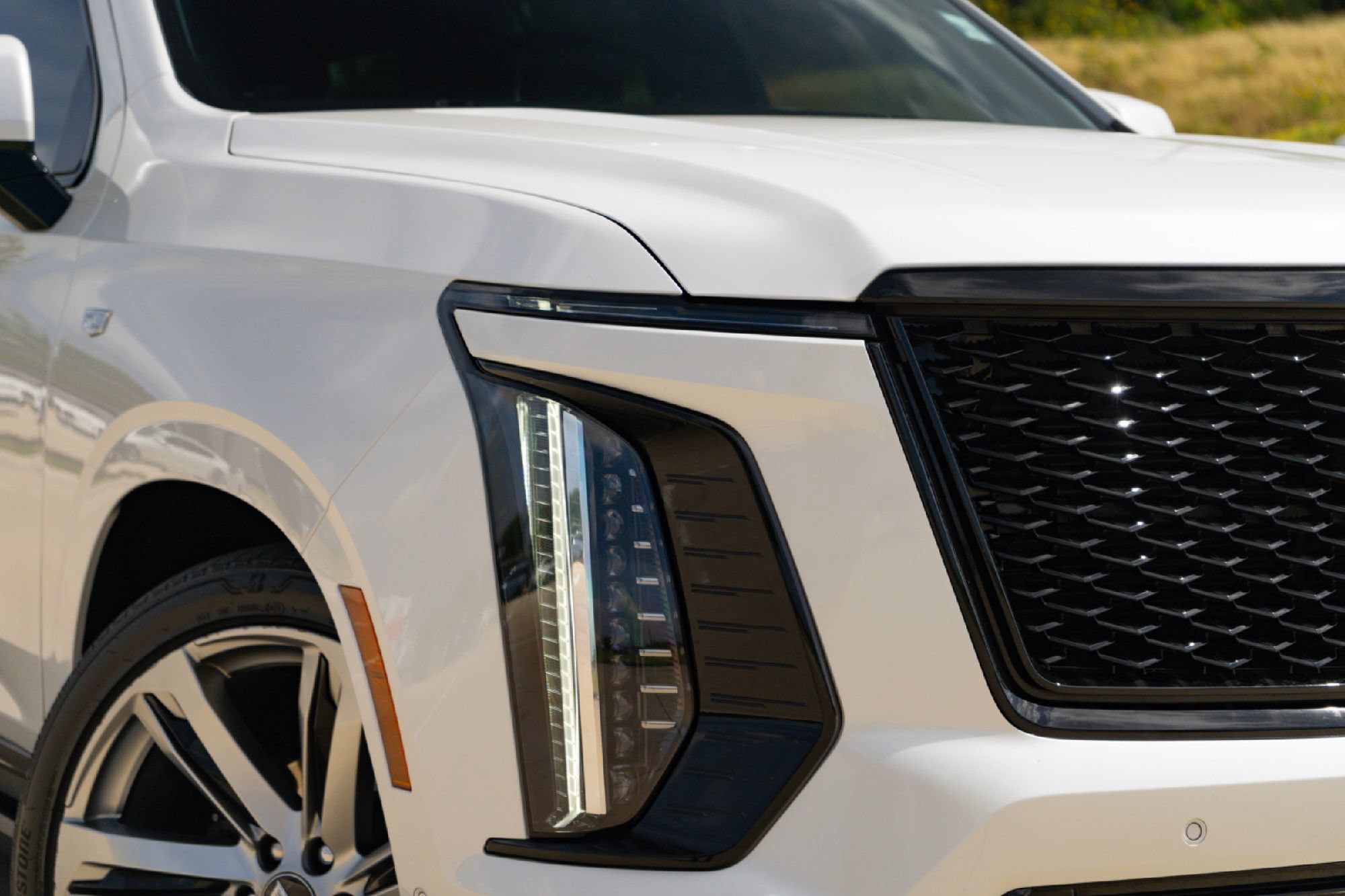 Used 2025 Cadillac Escalade Sport w/ Touring Package AWD/4WD image 3