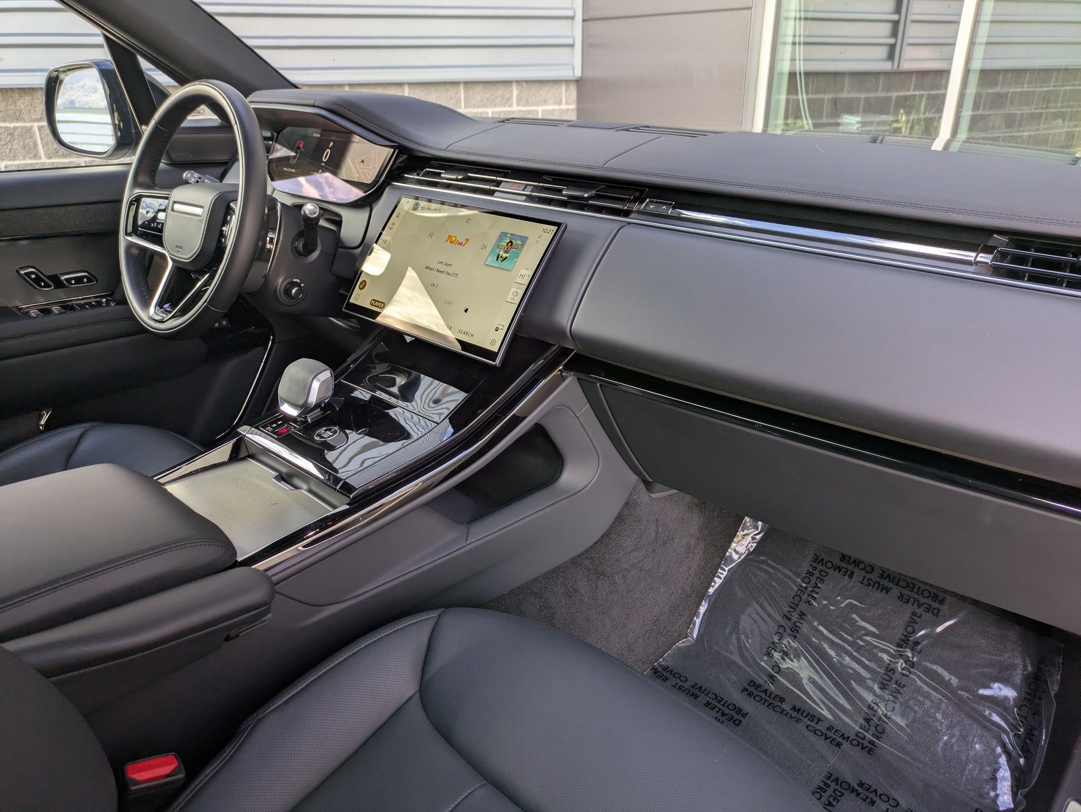 Used 2024 Land Rover Range Rover Sport Dynamic SE image 31