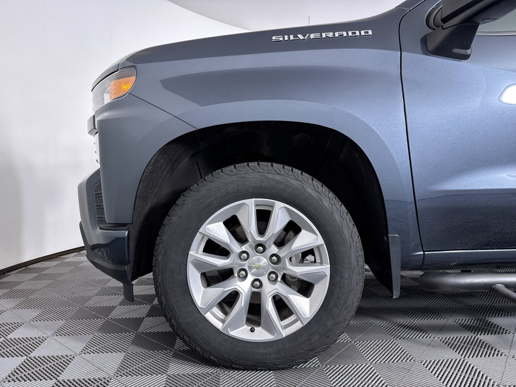 Used 2021 Chevrolet Silverado 1500 Custom AWD/4WD image 22
