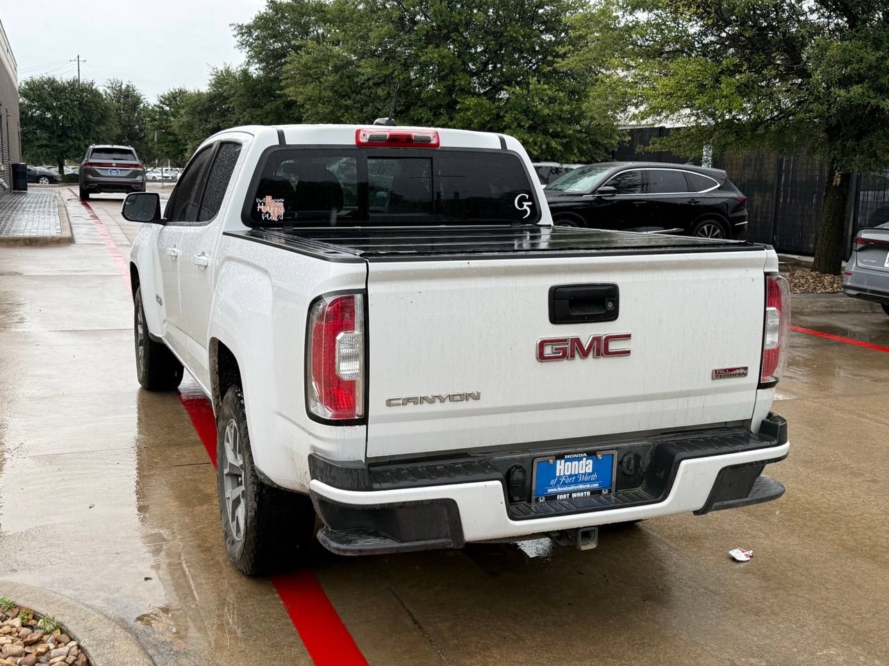 Used 2017 GMC Canyon SLE w/ All Terrain Package AWD/4WD image 3