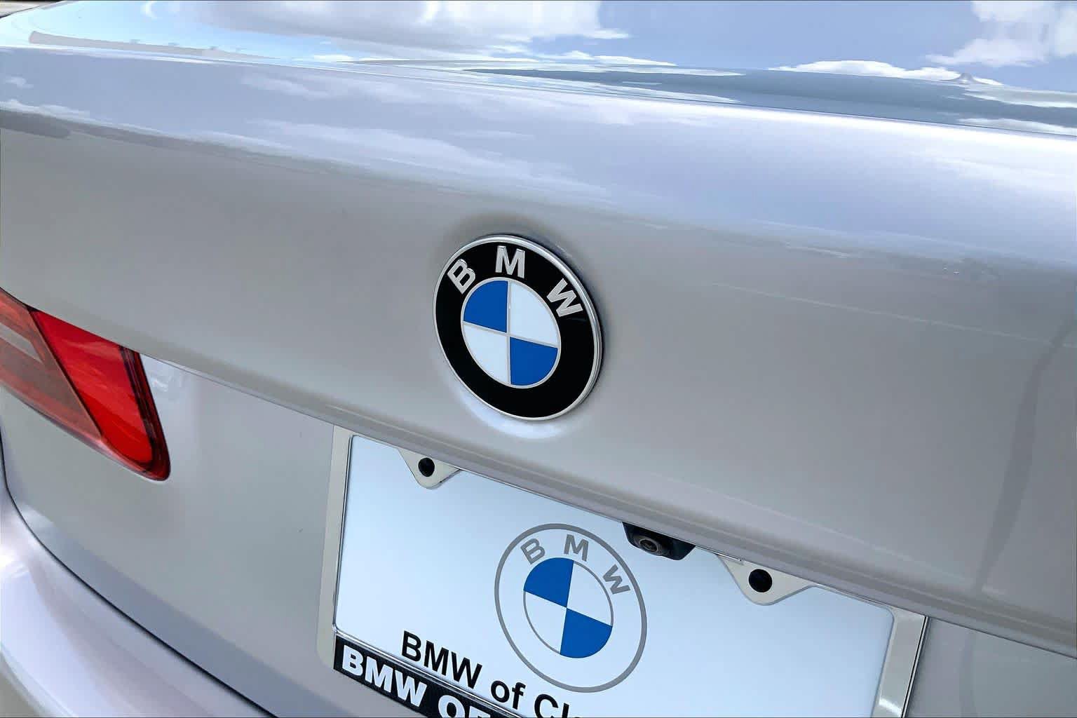 Used 2019 BMW 540i w/ M Sport Package RWD image 30