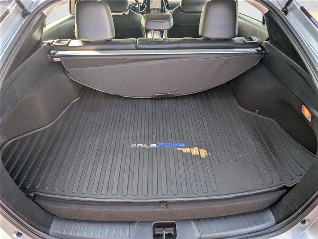 Used 2021 Toyota Prius Prime Limited image 6