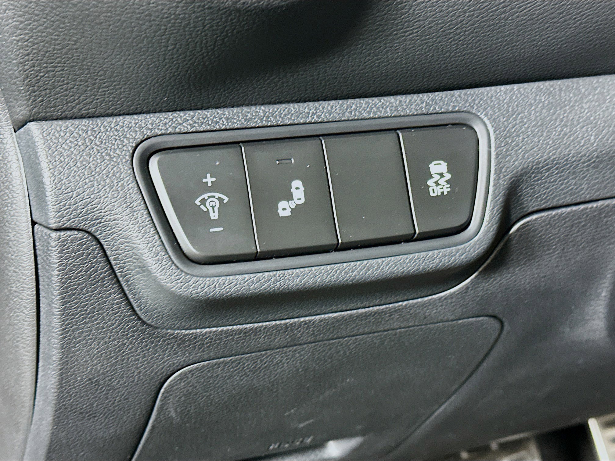 Used 2023 Kia Forte GT-Line w/ GT-Line Premium Package image 17