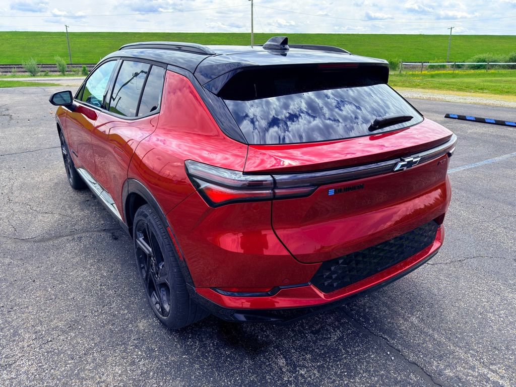 New 2026 Chevrolet Equinox EV RS FWD image 7