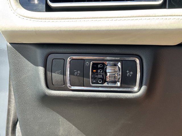 New 2027 Lincoln Aviator Black Label w/ Black Label Special Edition AWD/4WD image 21