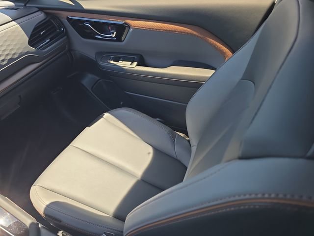 Used 2025 Subaru Forester Sport w/ Popular Package image 16