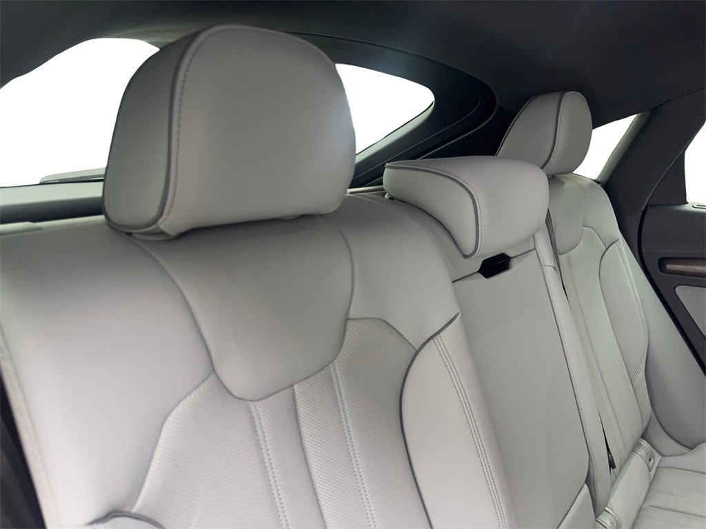 Used 2023 Audi Q5 2.0T Premium Plus w/ Premium Plus Package image 41