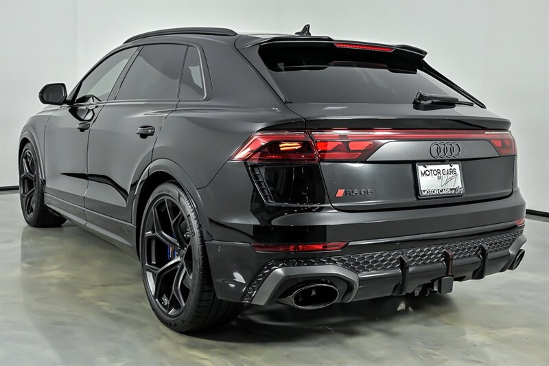 Used 2026 Audi RS Q8 performance AWD/4WD image 8