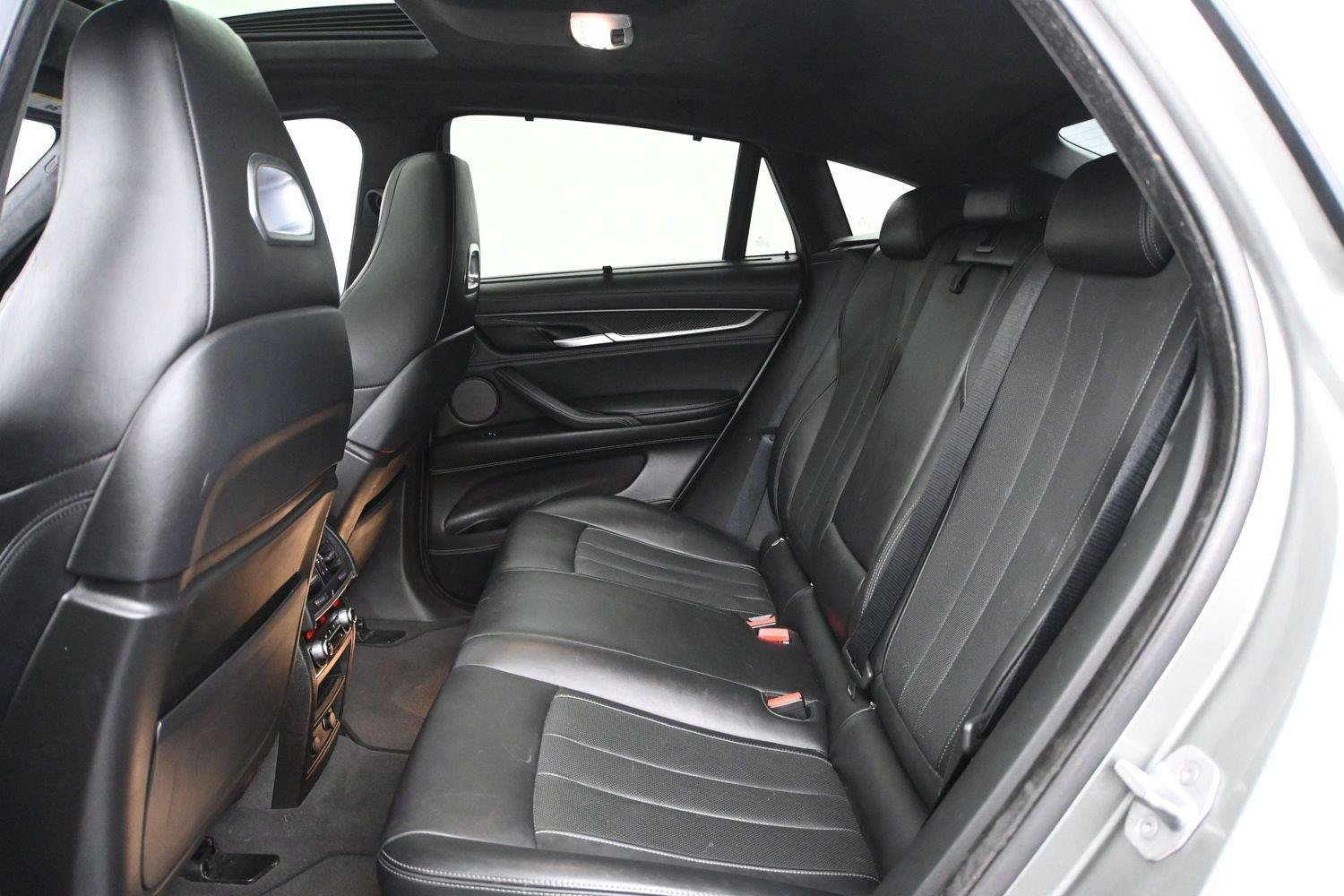Used 2018 BMW X6 M AWD/4WD image 11