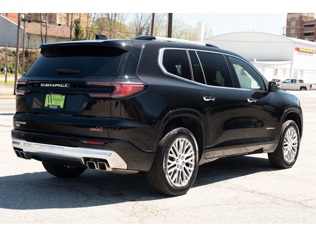 Used 2025 GMC Acadia Denali image 7