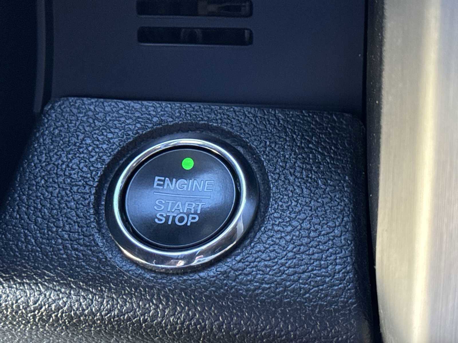 Used 2019 Ford F150 Platinum w/ Equipment Group 701A Luxury image 15