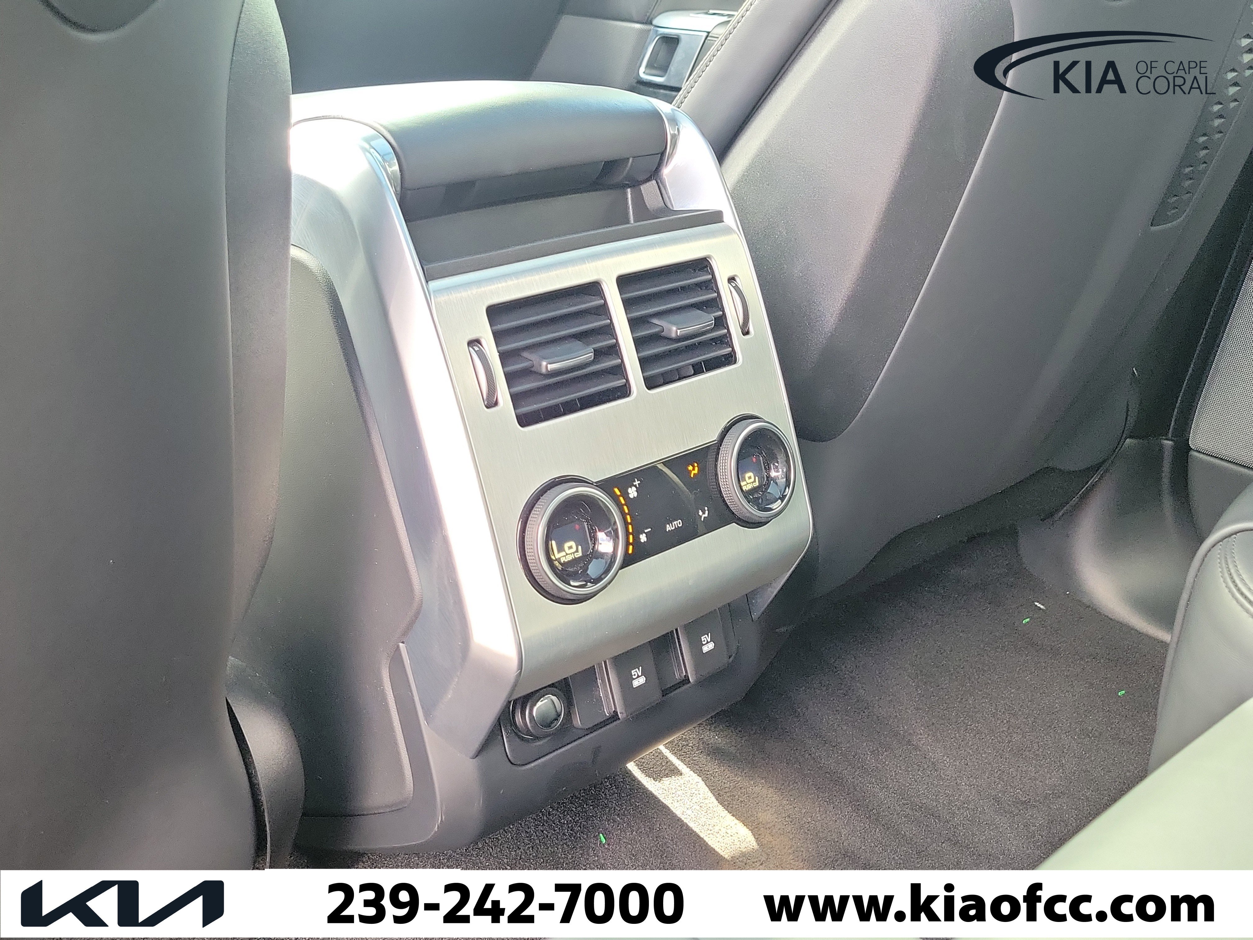 Used 2021 Land Rover Range Rover Sport SVR image 15